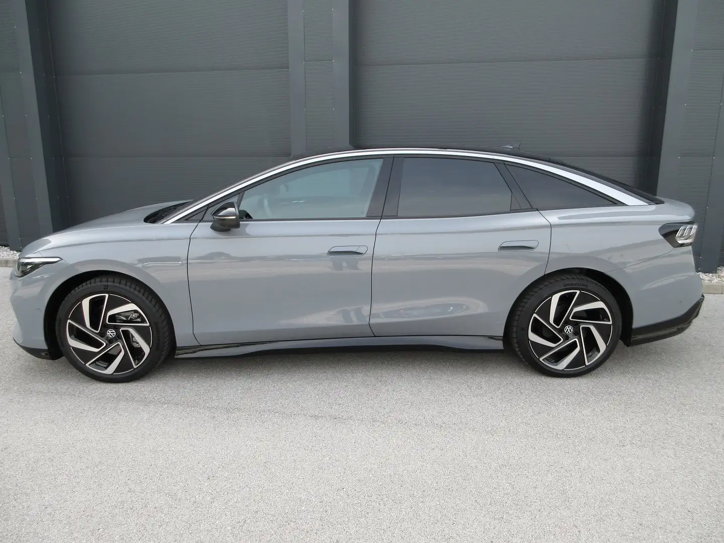 Volkswagen ID.7 Pro 210 kW Business Grau - 2