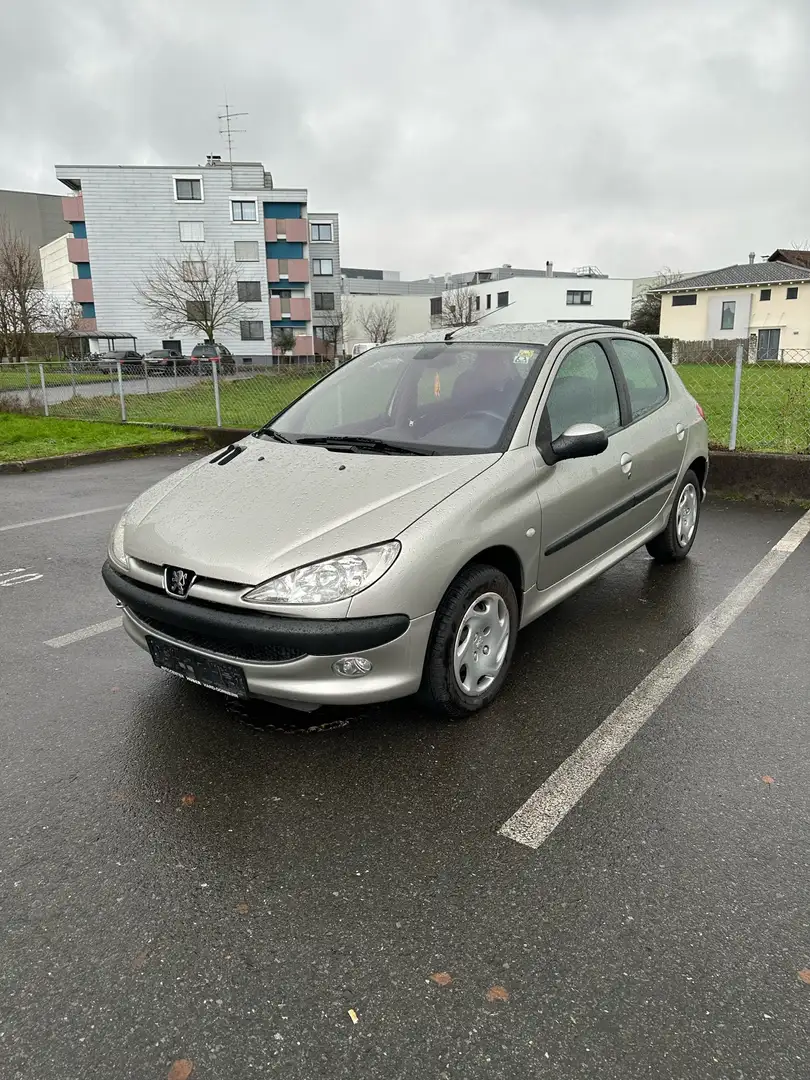 Peugeot 206 XT Premium 1,6 16V - 1