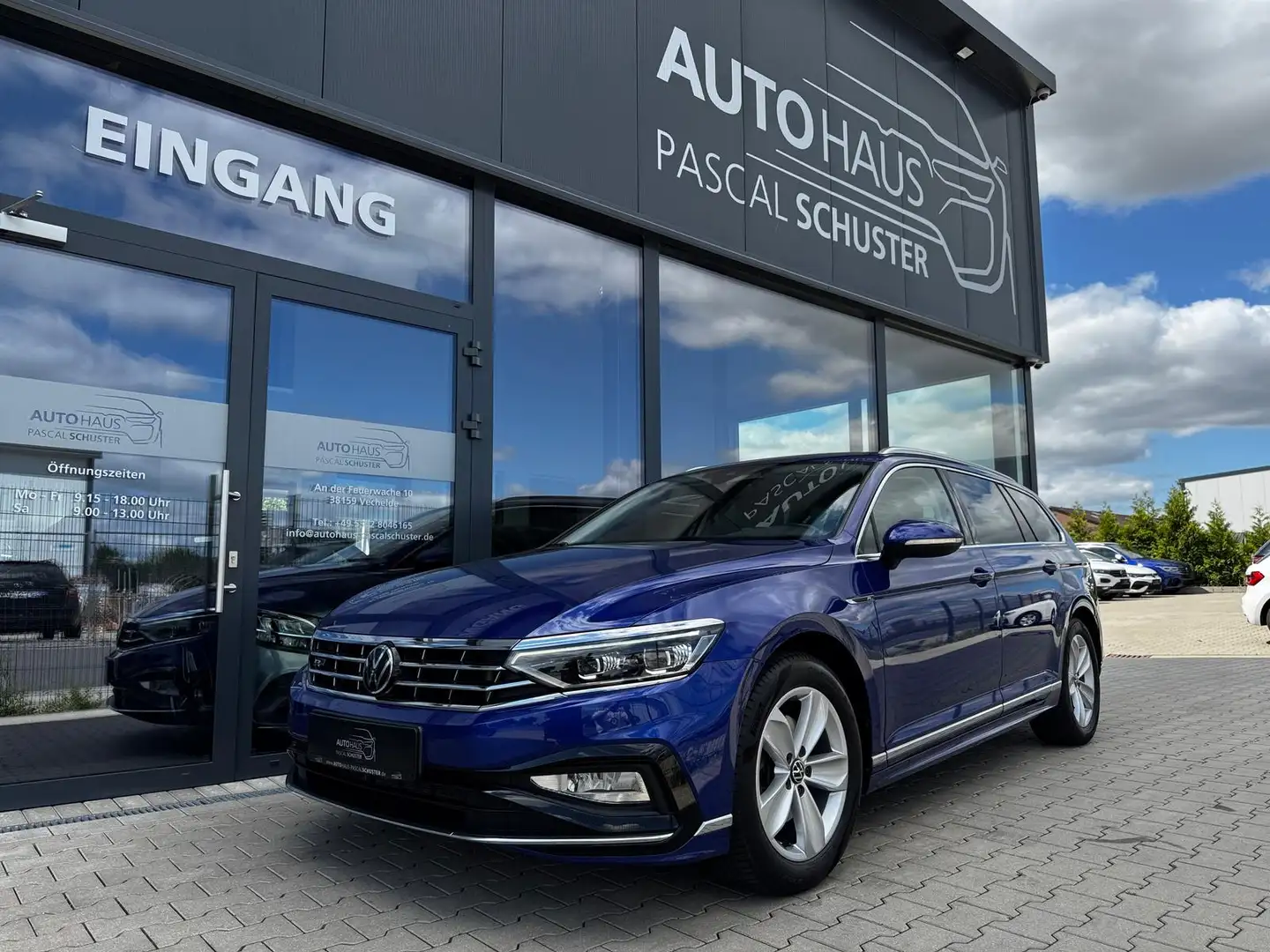 Volkswagen Passat Variant R-Line 2.0 TDI/DSG/AHK/MATRIX/ Blau - 1