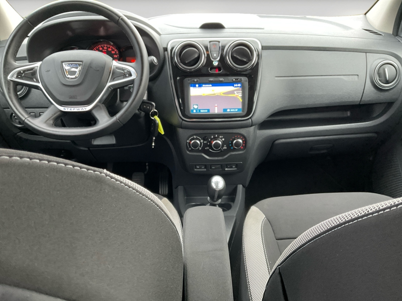 Dacia Lodgy Stepway TCe 130 GPF 5-Sitzer ABS ESP SERVO — photo 9