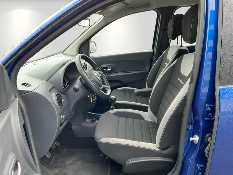 Dacia Lodgy Stepway TCe 130 GPF 5-Sitzer ABS ESP SERVO — photo 8