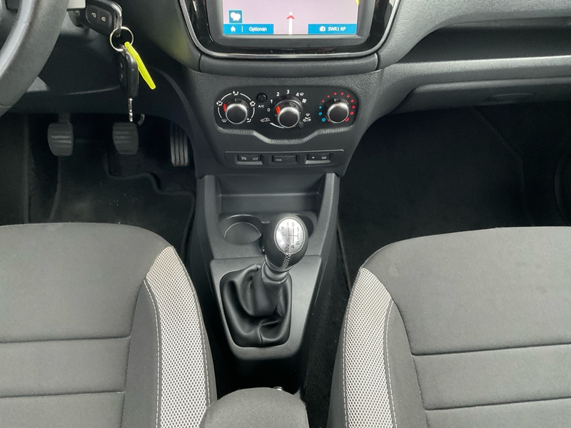 Dacia Lodgy Stepway TCe 130 GPF 5-Sitzer ABS ESP SERVO — photo 10