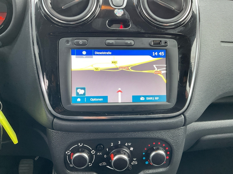 Dacia Lodgy Stepway TCe 130 GPF 5-Sitzer ABS ESP SERVO — photo 11