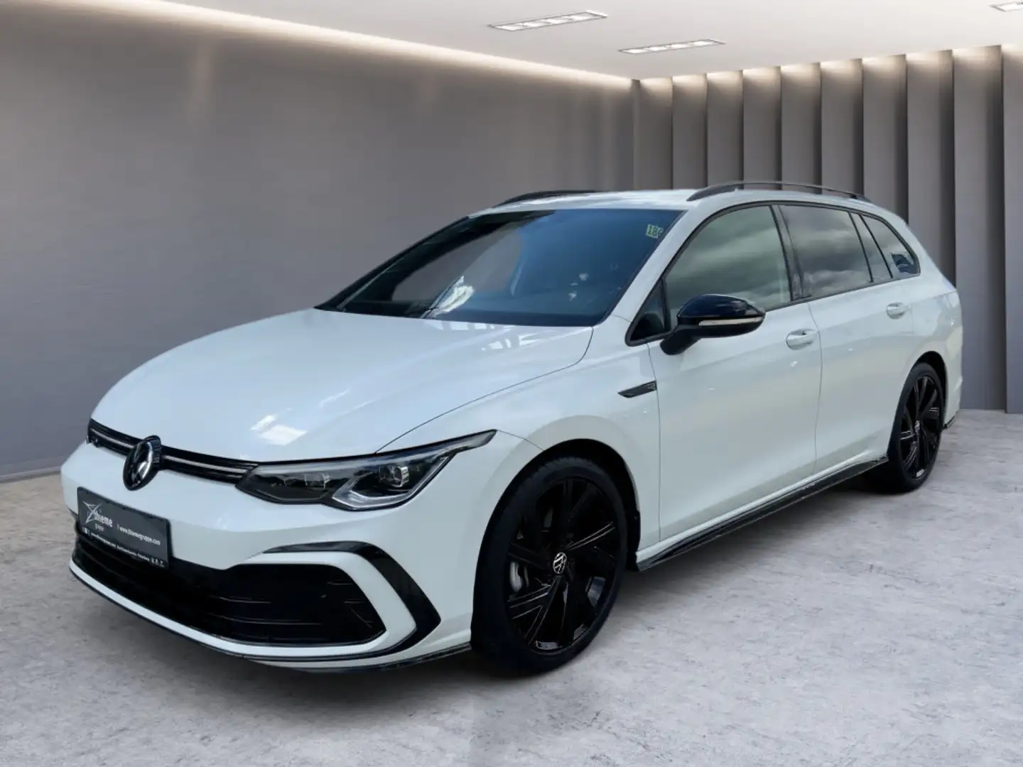 Volkswagen Golf VIII Variant R-Line 2.0 TSI NAVI LED Bianco - 2