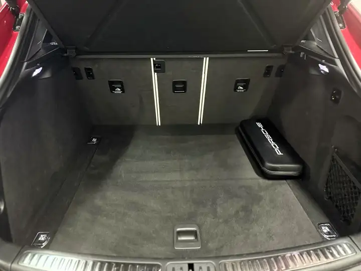Porsche Macan 2022, foto 16