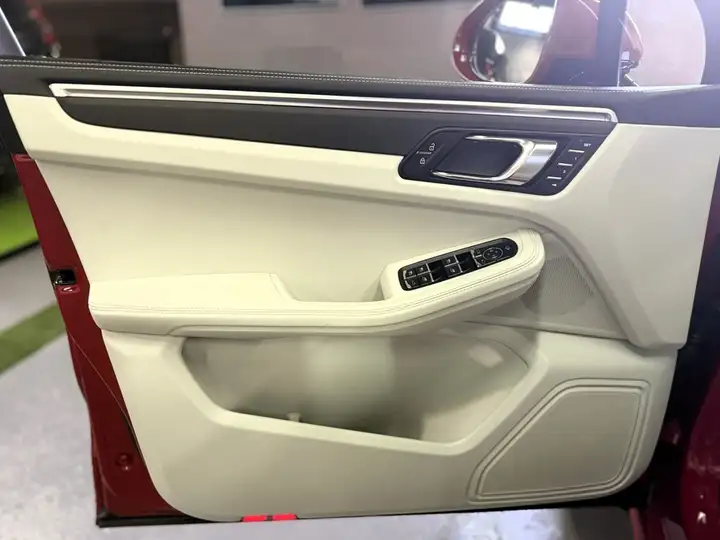 Porsche Macan 2022, foto 12