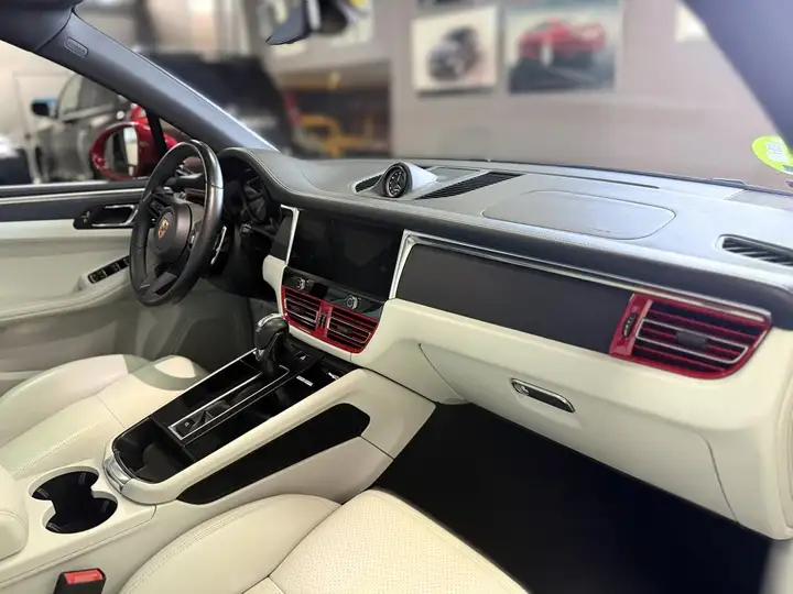 Porsche Macan 2022, foto 24
