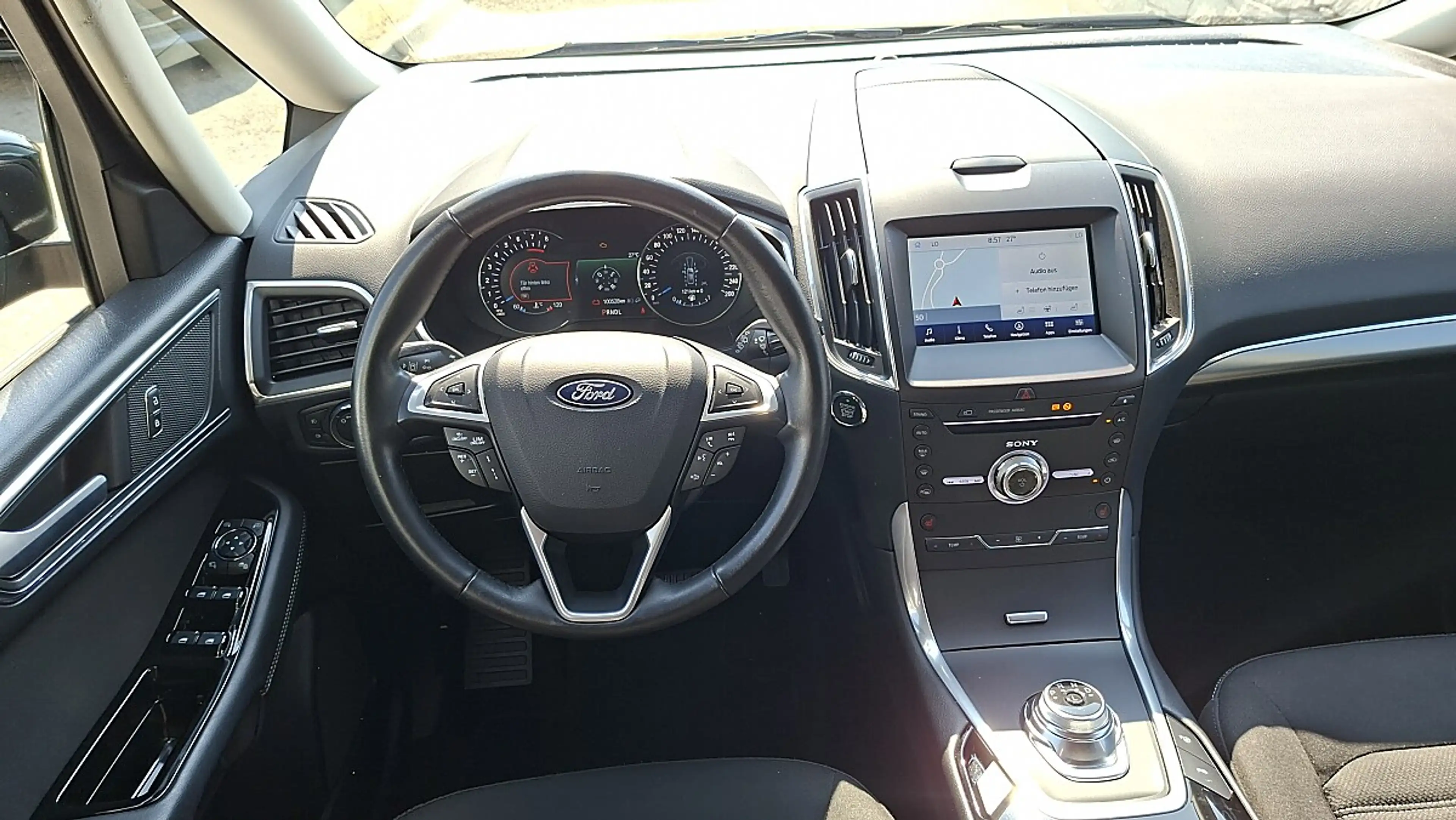 Ford Galaxy 2,5 Duratec Hybrid Titanium Aut. — photo 9