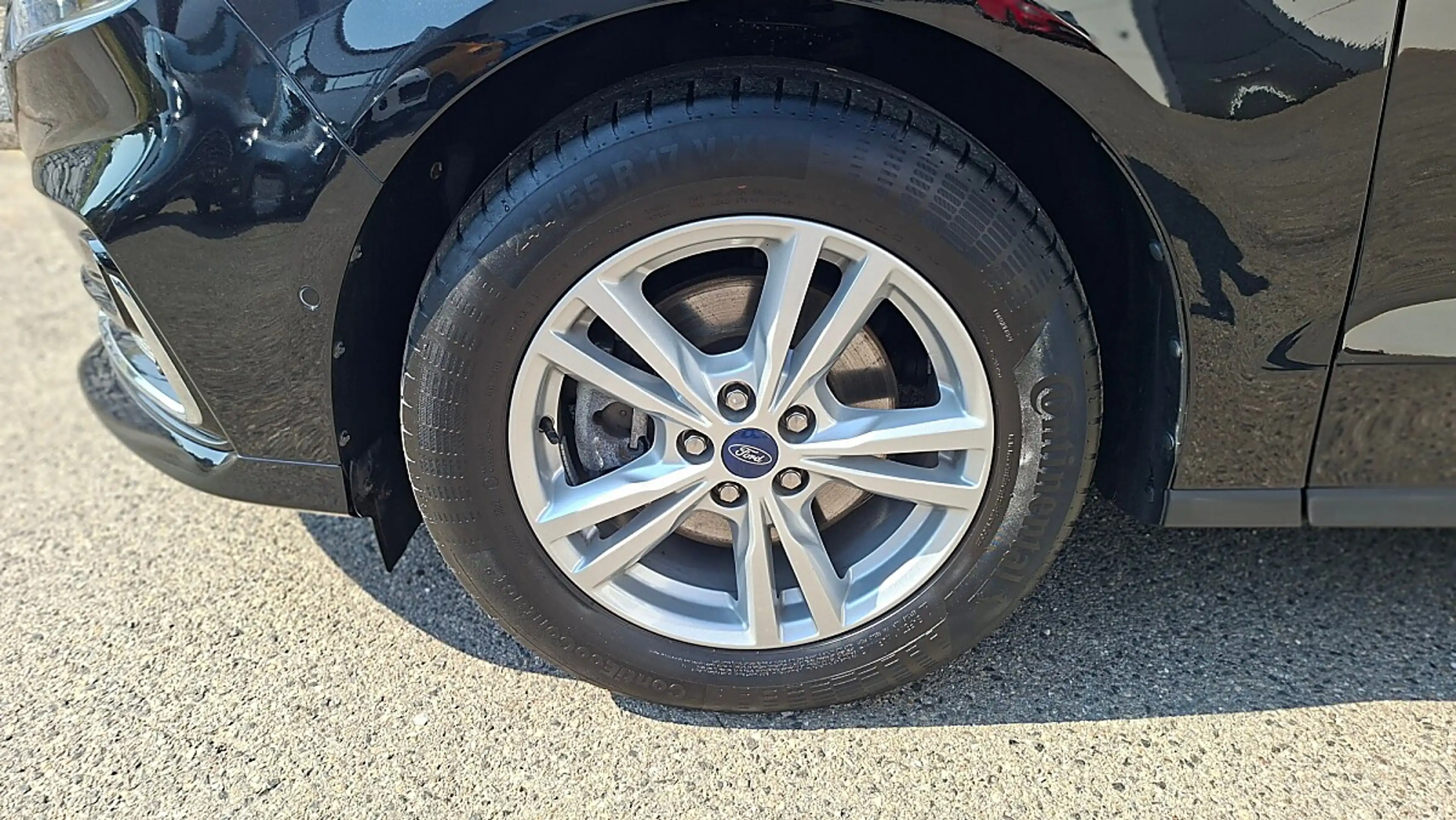 Ford Galaxy 2,5 Duratec Hybrid Titanium Aut. — photo 7