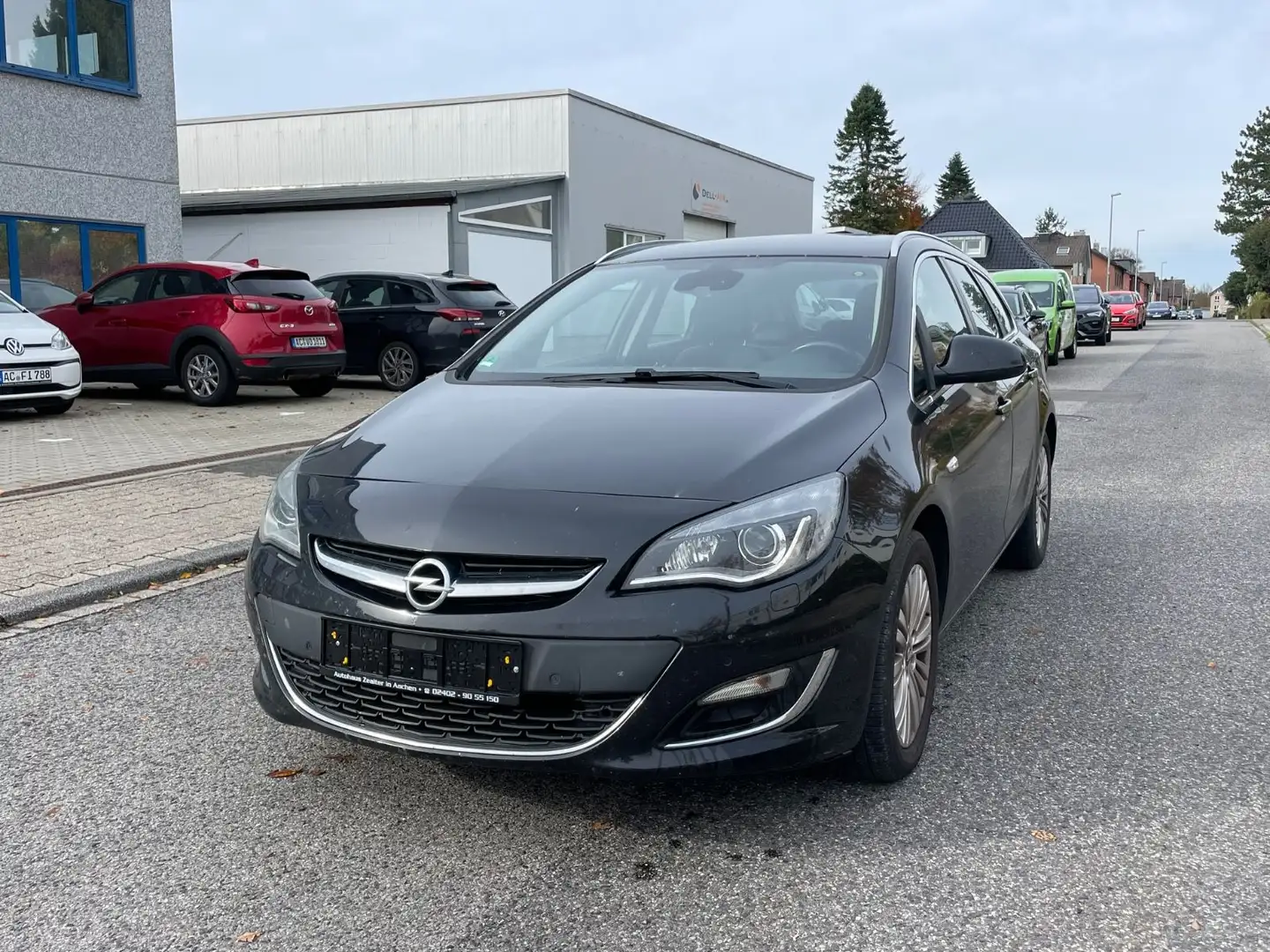 Opel Astra J Sports Tourer Innovation Zwart - 2
