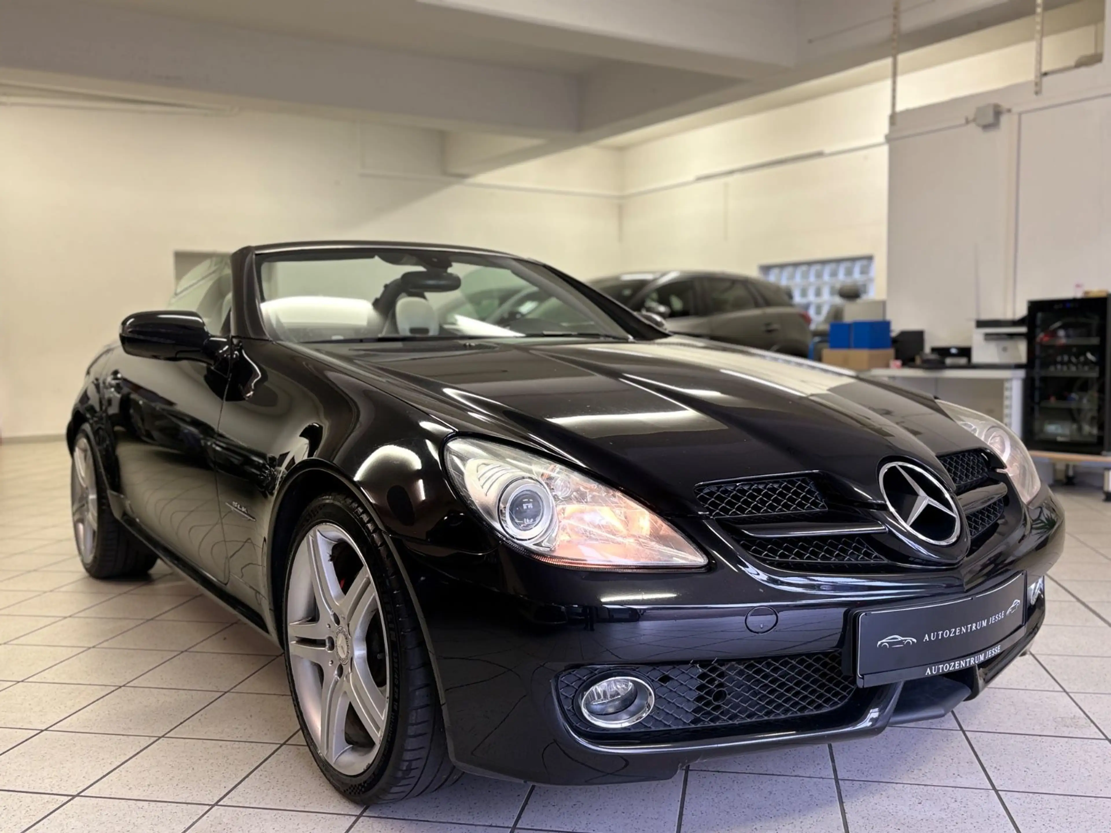 Mercedes-Benz SLK 200 Kompressor 2Look-Edition | Automatik — photo 9
