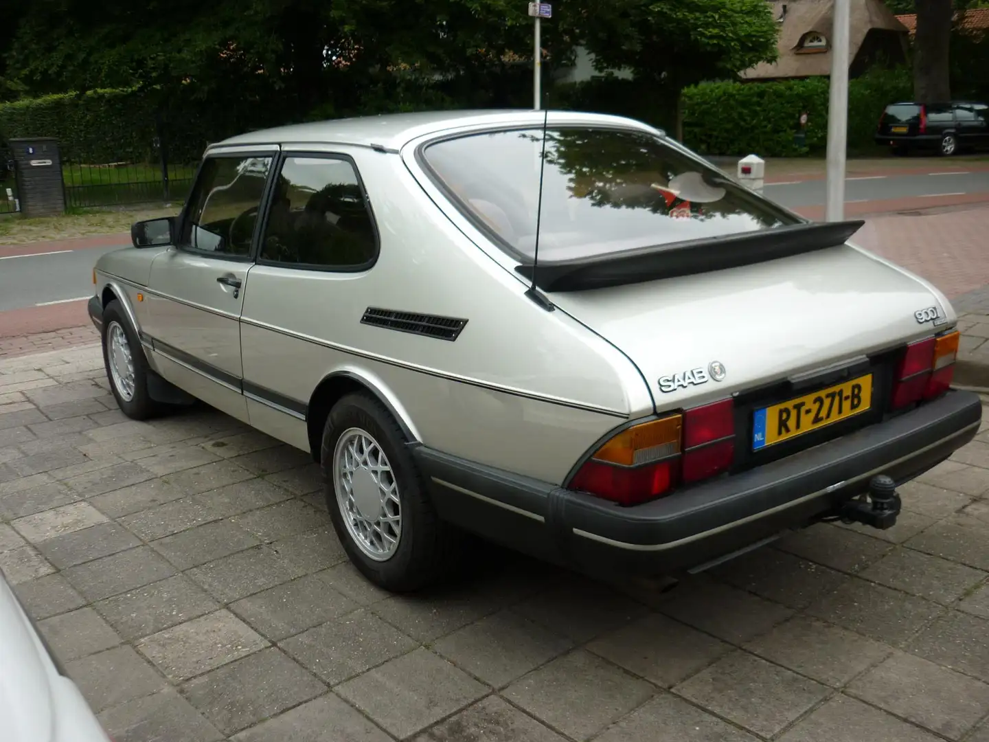 Saab 900 2.0 GL benz. lpg.g3 Grijs - 2