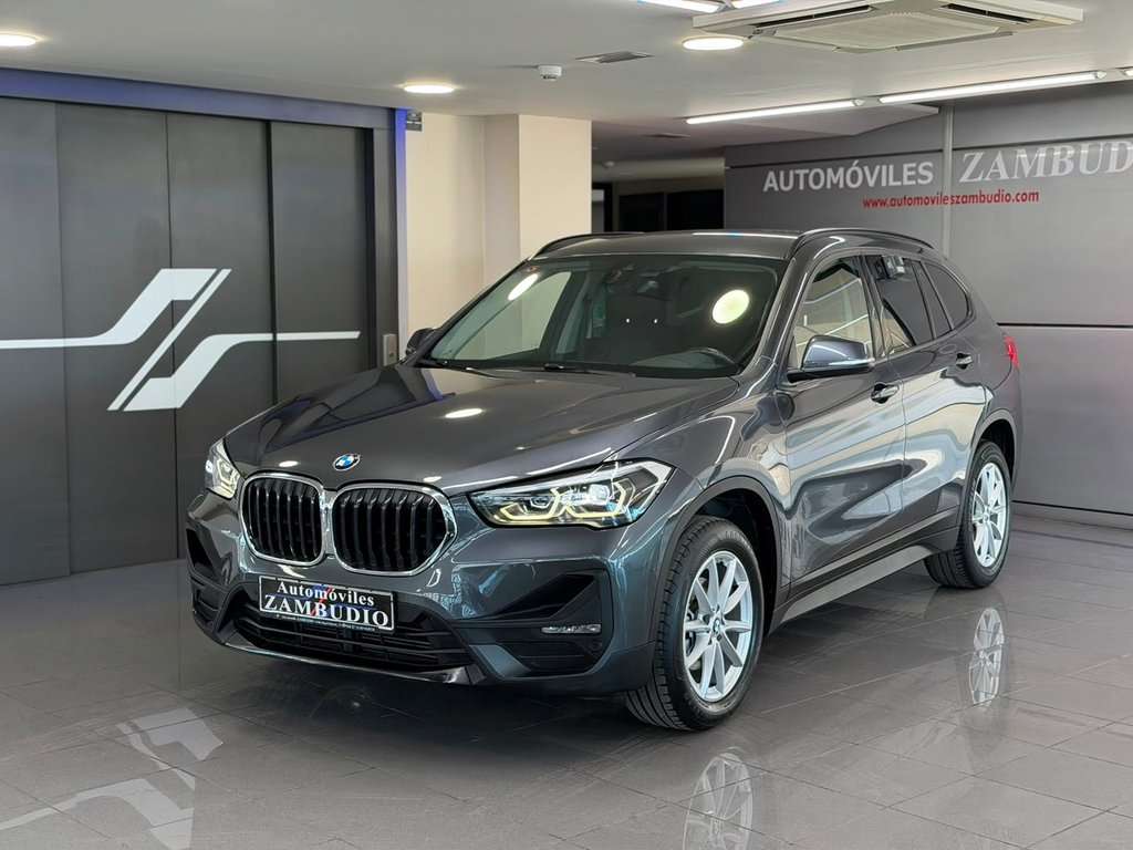 BMW X1 sDrive 16dA - foto 1