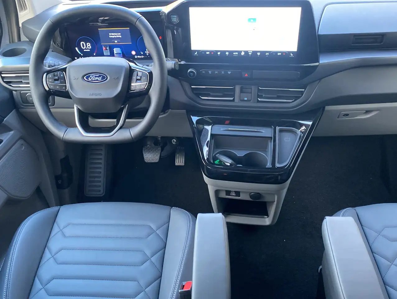Ford Tourneo Custom 320 L2 Titanium X AWD*Pano*AHK 5