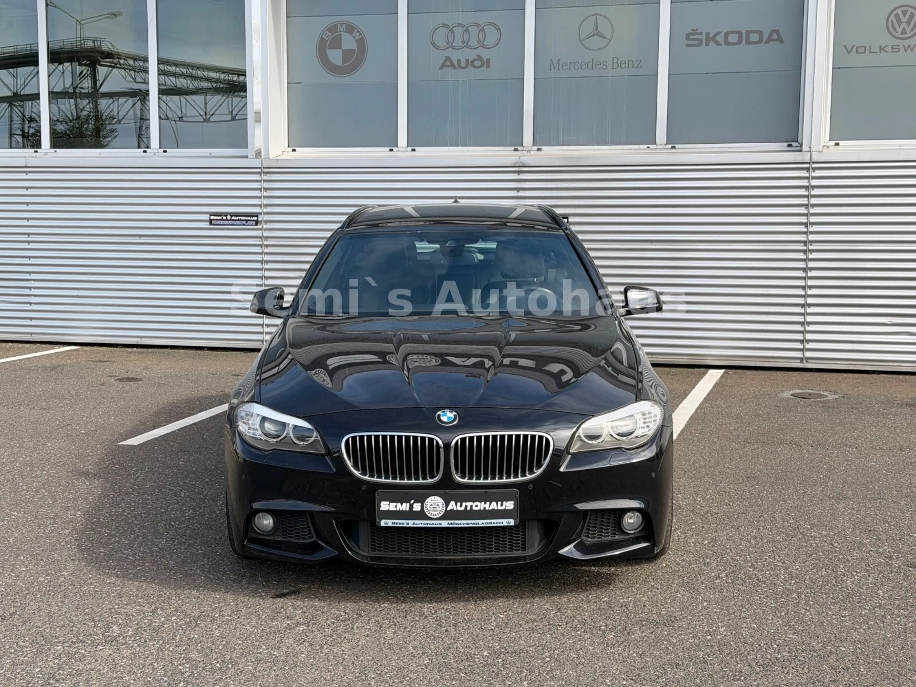 BMW 525 d M-Packet*Leder*Automatik*Top Zustand* — photo 2