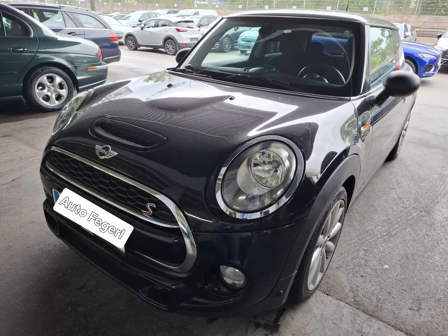 MINI One Hatch First F56, Pickerl 2/2026, Nichtraucherfzg! Schwarz - 1