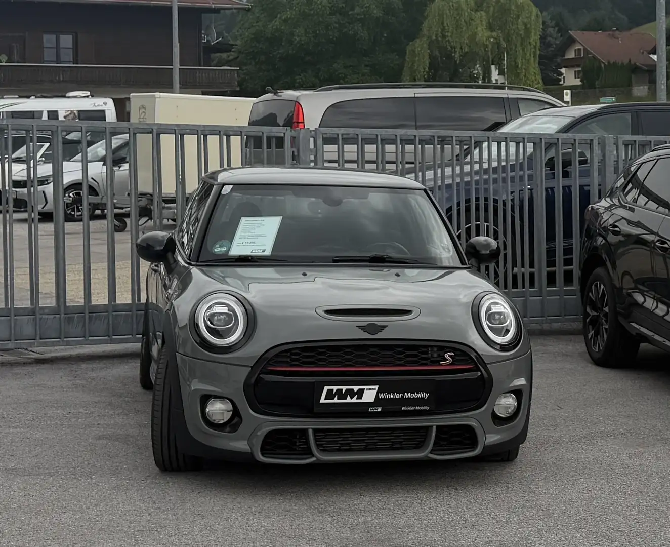 MINI Cooper S JCW mit orig. Klappenauspuff Grau - 1