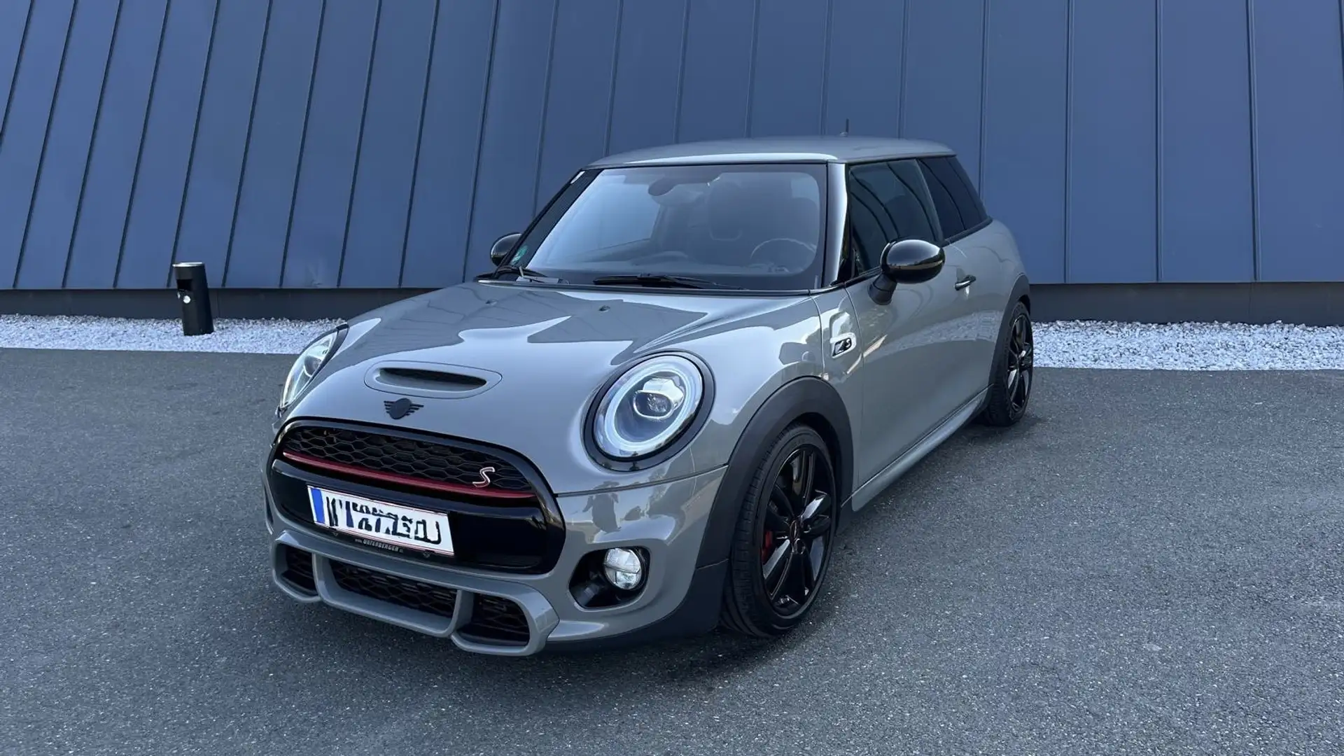 MINI Cooper S JCW mit orig. Klappenauspuff Grau - 2