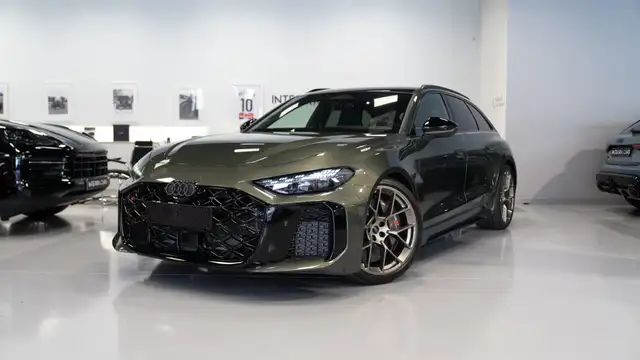 Audi RS5 TFSI e-hybrid Tiptronic 470kW
