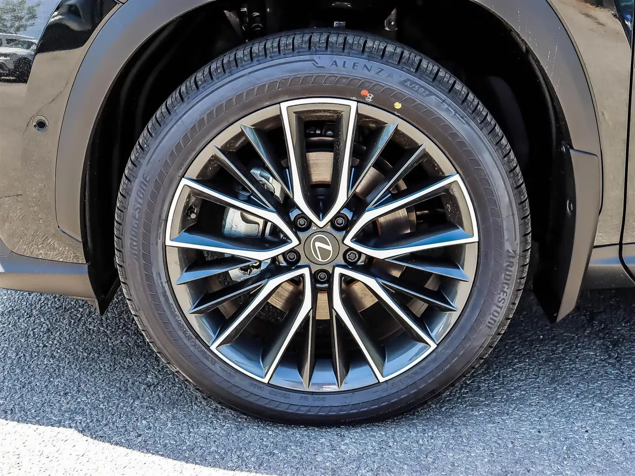 Lexus NX 2026 — фото 19