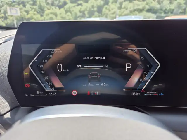 BMW 1 Series view 12