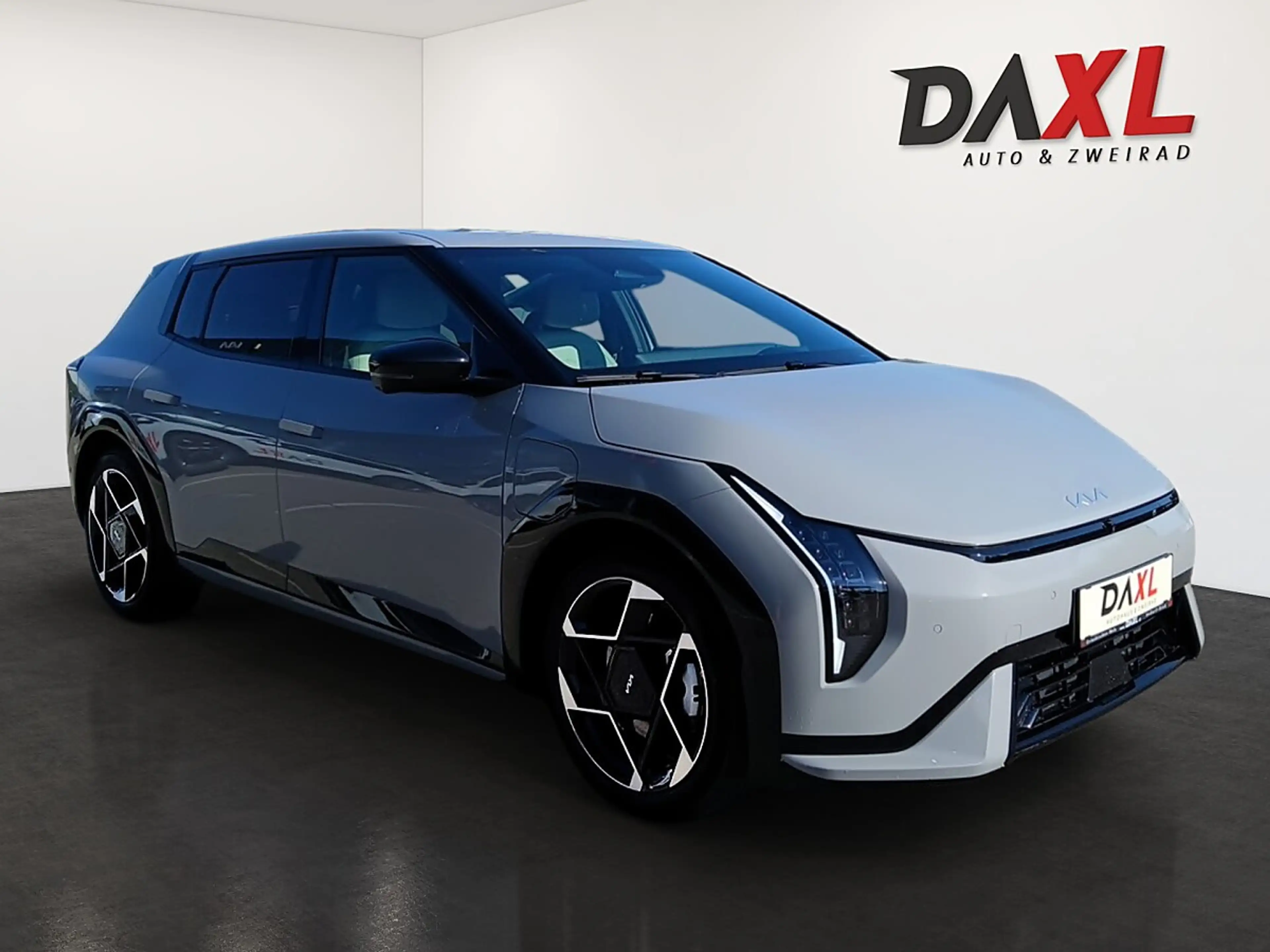 Kia EV4 HB FWD 81,4kWh GT-Line *prompt* — photo 3