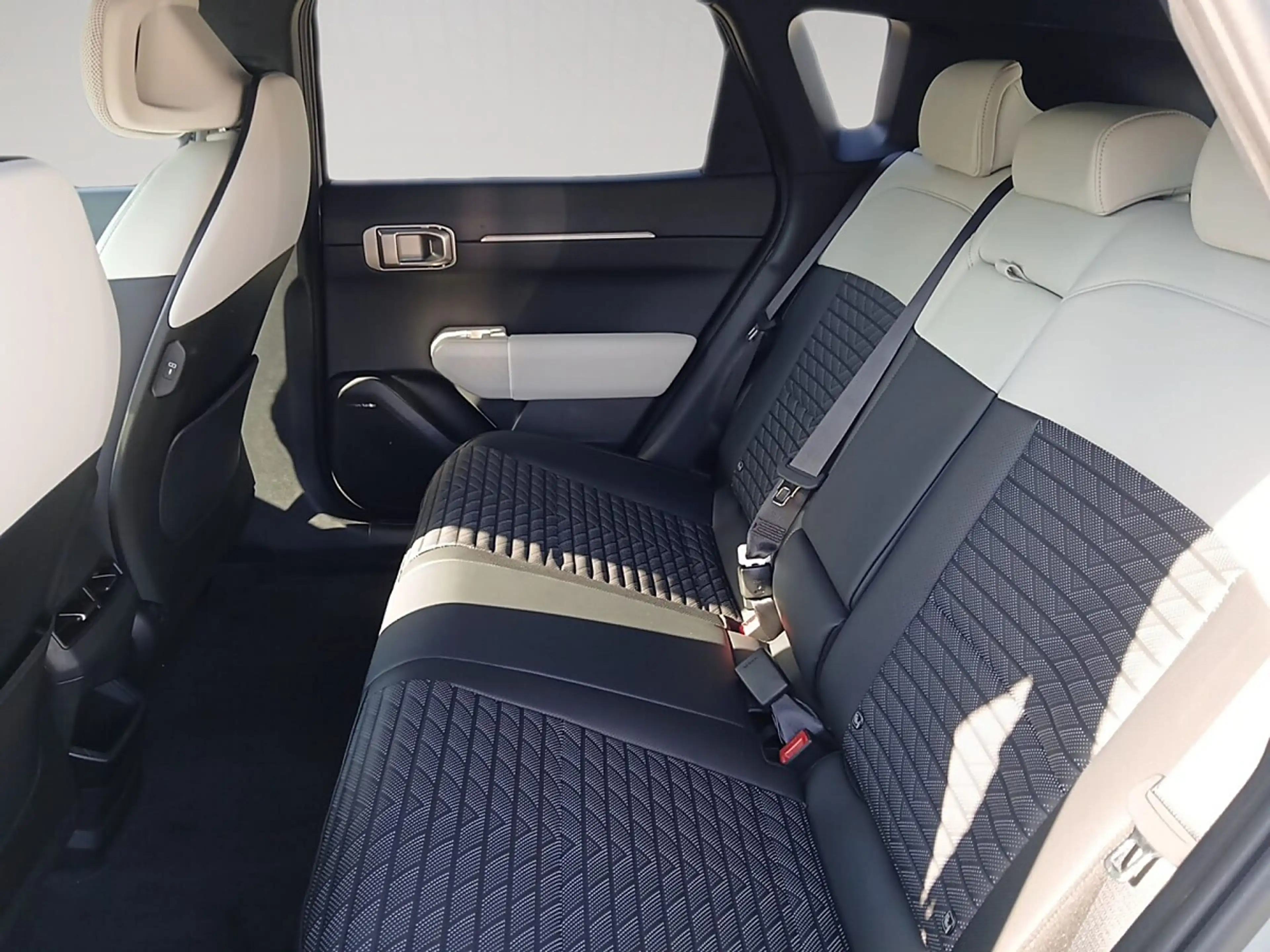 Kia EV4 HB FWD 81,4kWh GT-Line *prompt* — photo 13