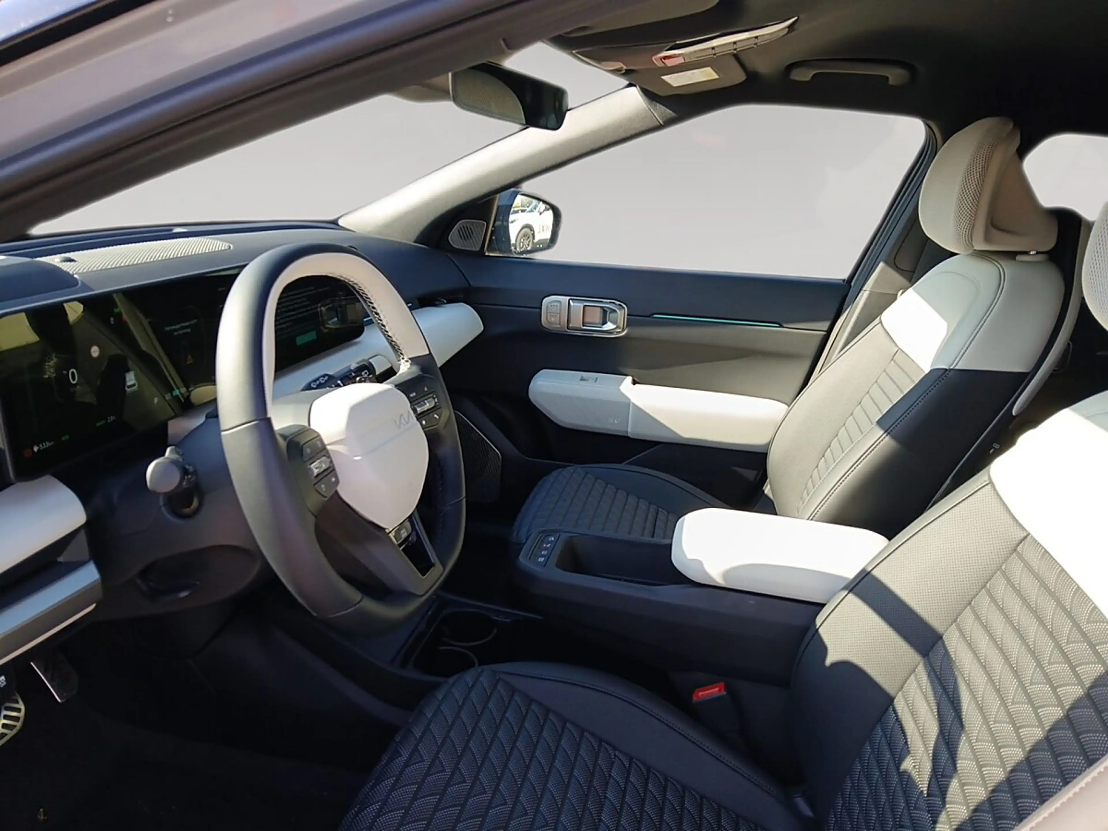 Kia EV4 HB FWD 81,4kWh GT-Line *prompt* — photo 11