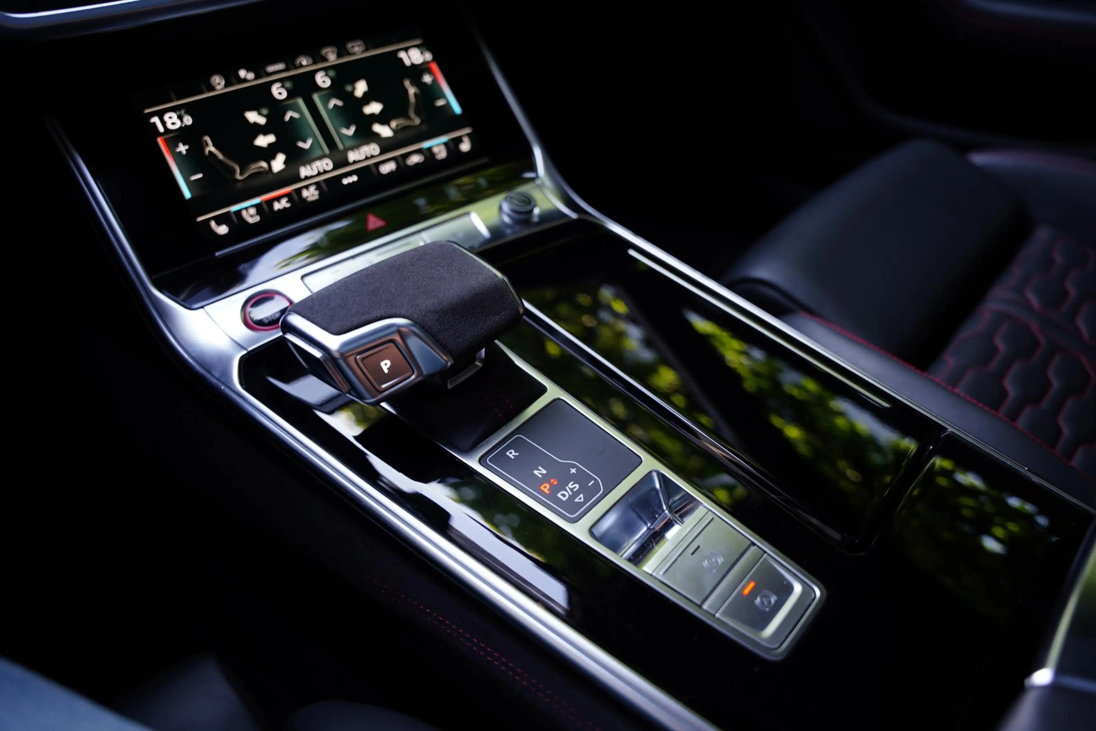 Audi RS6 Avant TFSI Quattro / Dynamica Pakket Plus / B&O Su — photo 16