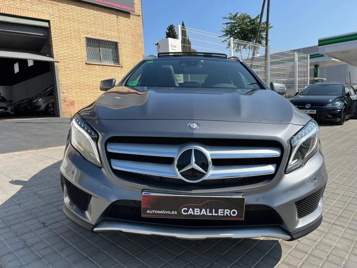 Mercedes-Benz GLA 220 220d AMG Line 4Matic 7G-DCT Gris - 2