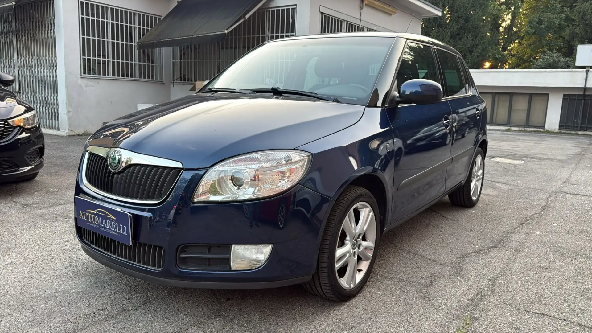 Skoda Fabia 1.6 Comfort tiptronic Bleu - 1