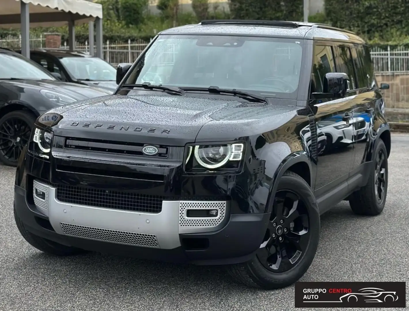 Land Rover Defender 110 3.0D I6 250 CV AWD Auto X-Dynamic SE Nero - 1