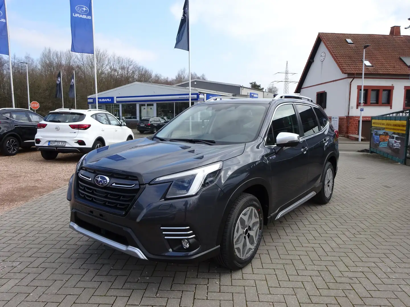 Subaru Forester 2.0ie Lineartronic Comfort 2024 Modell Grigio - 1