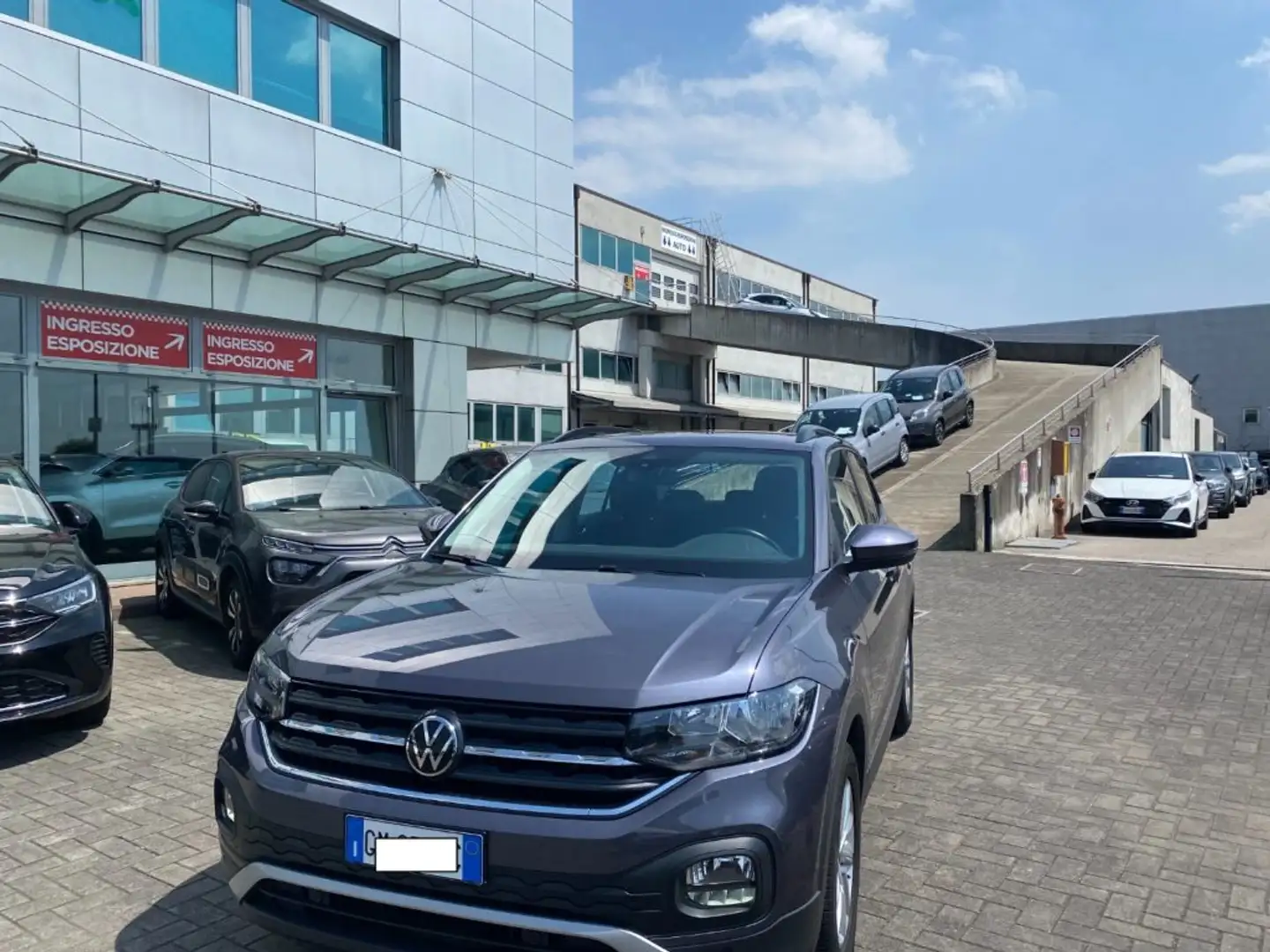 Volkswagen T-Cross 1.0 TSI life BMT Grigio - 2