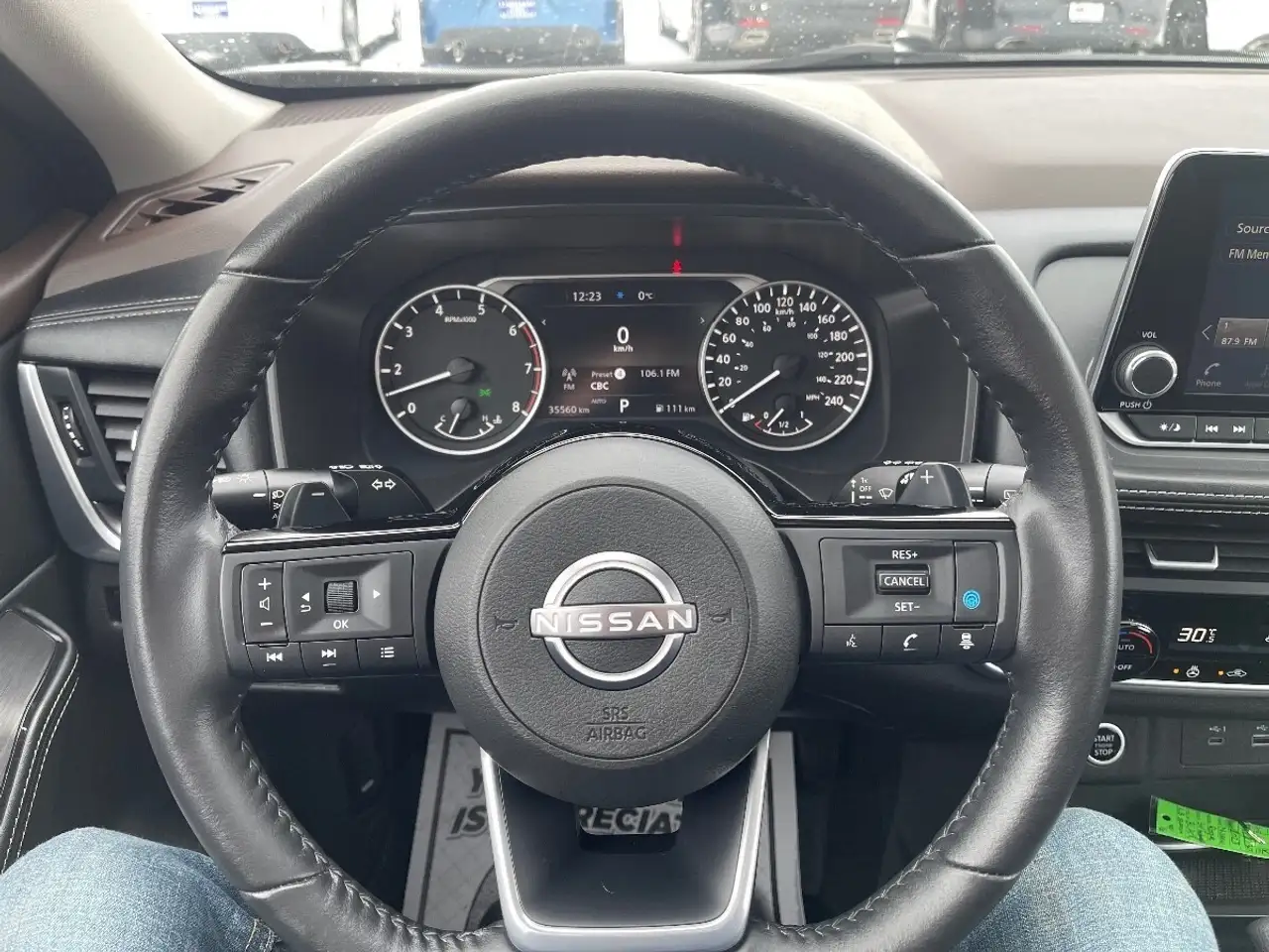 Nissan Rogue снимка Nissan Rogue