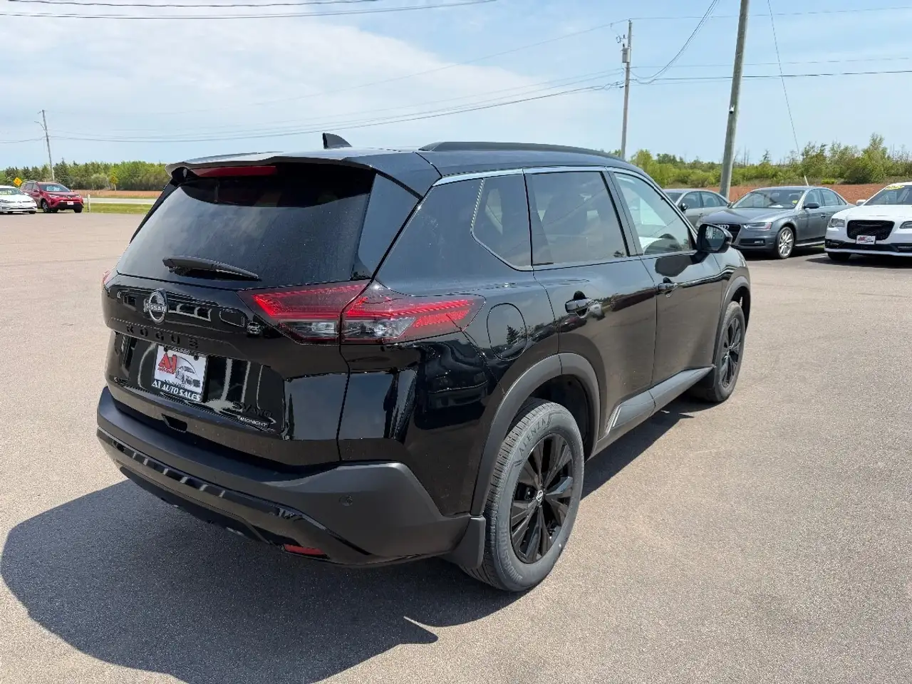 Nissan Rogue снимка Nissan Rogue