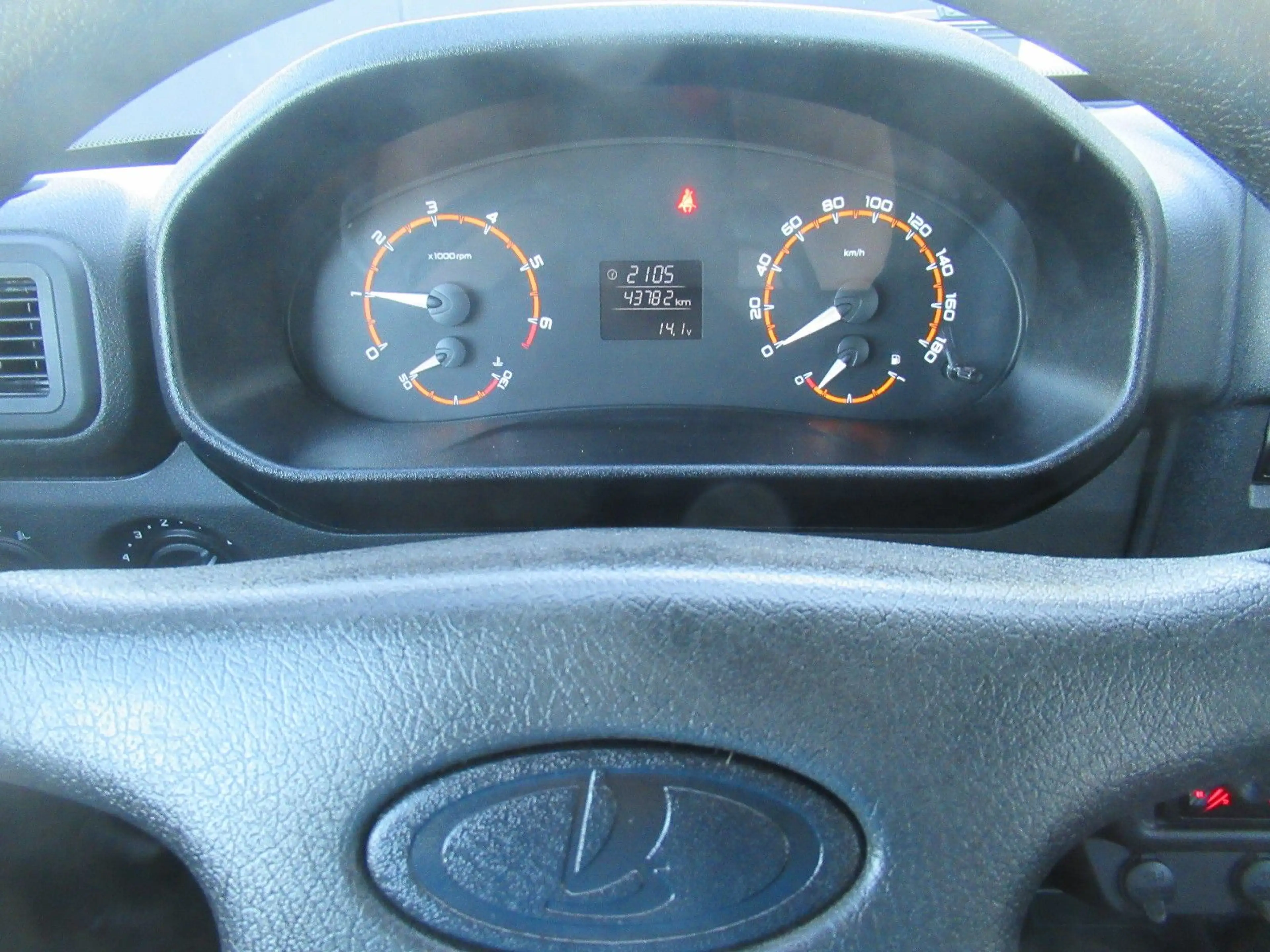 Lada Niva 4x4 AHK RADIO HUTZE v. VERTRAGSHÄNDLER — photo 8