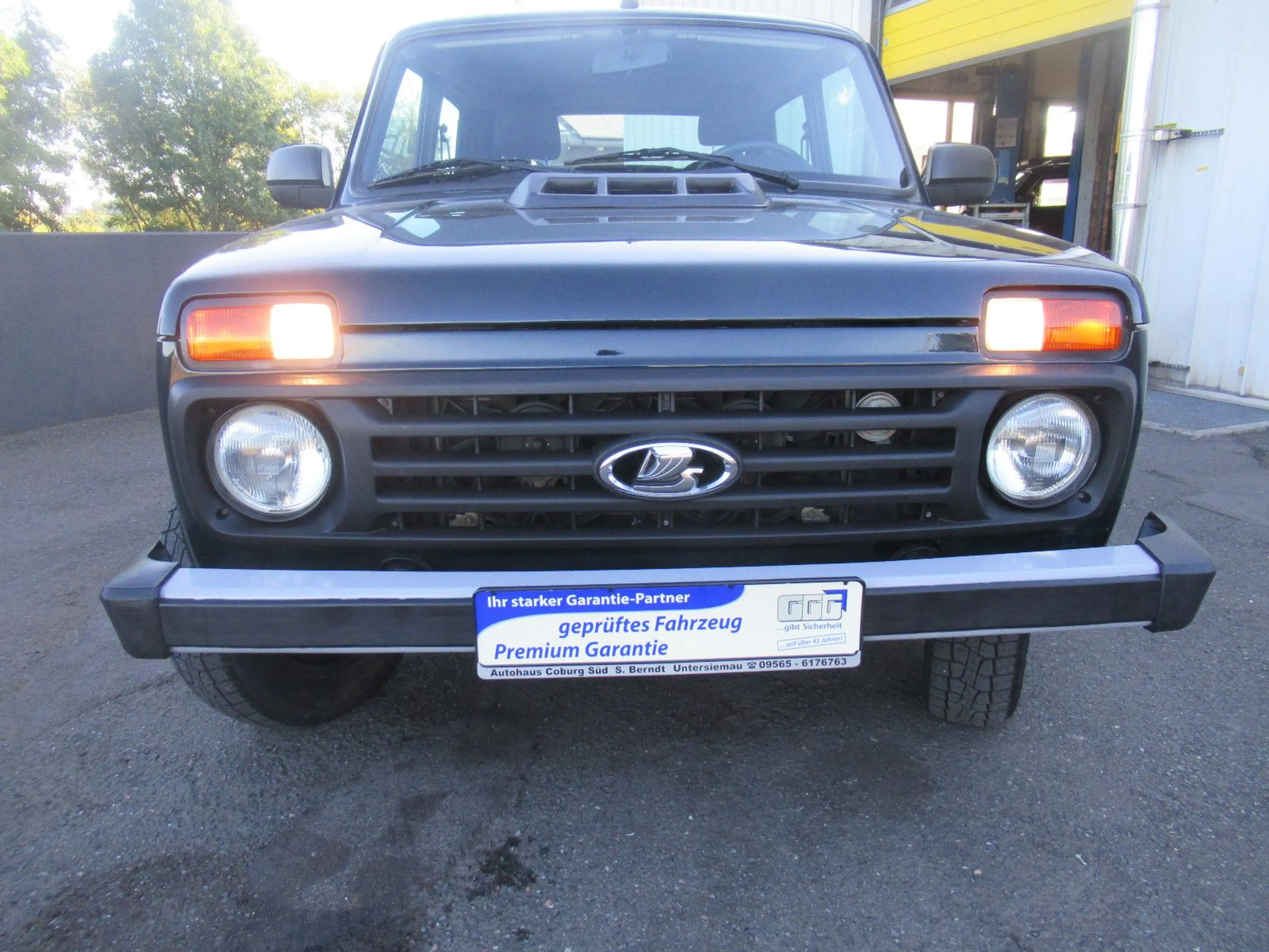 Lada Niva 4x4 AHK RADIO HUTZE v. VERTRAGSHÄNDLER — photo 2