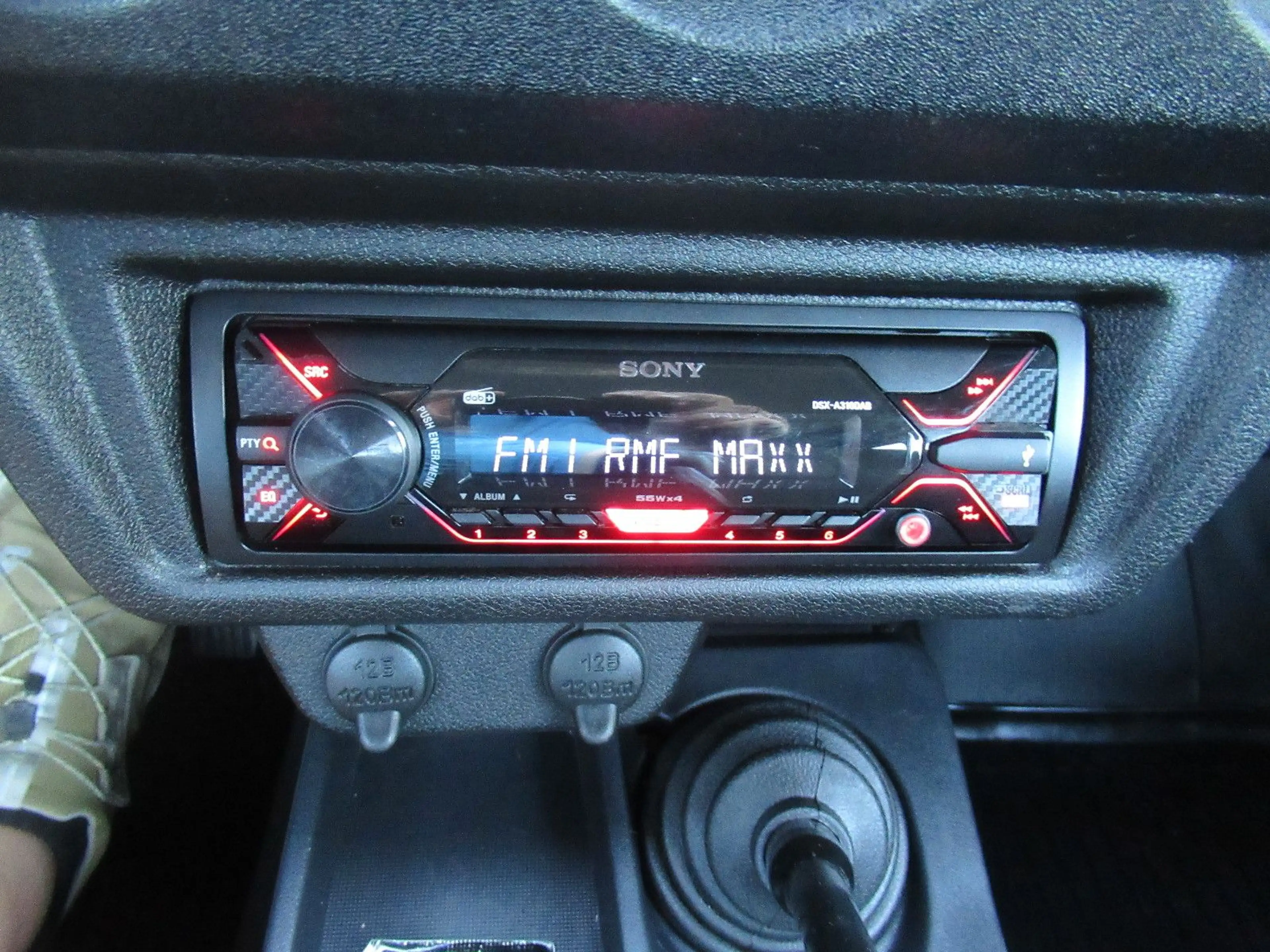 Lada Niva 4x4 AHK RADIO HUTZE v. VERTRAGSHÄNDLER — photo 11