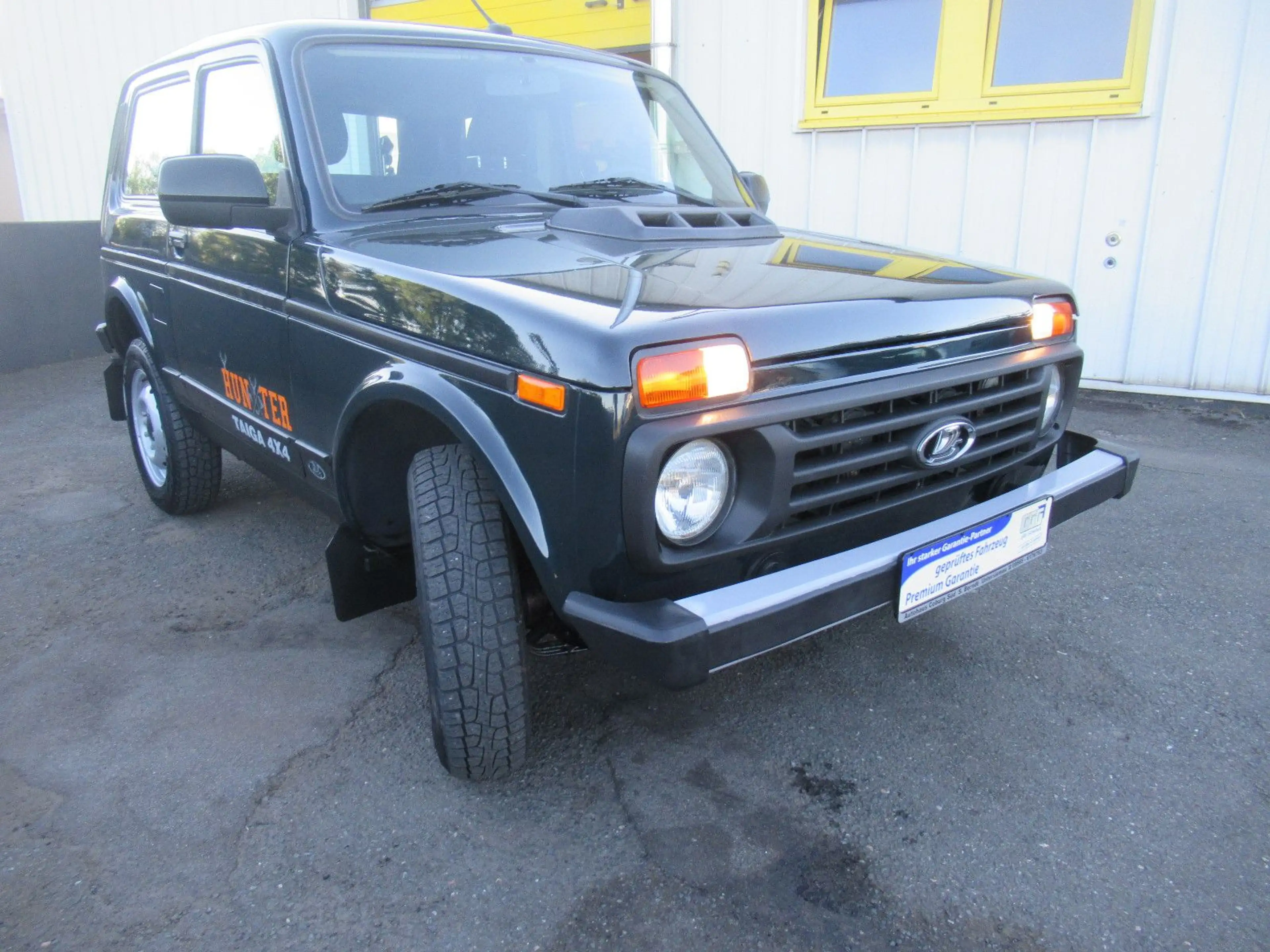 Lada Niva 4x4 AHK RADIO HUTZE v. VERTRAGSHÄNDLER — photo 3