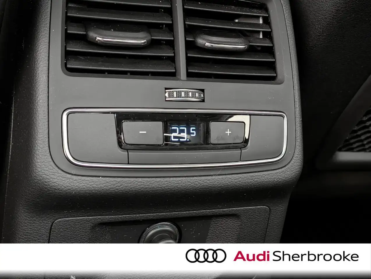 Audi A4 снимка Audi A4