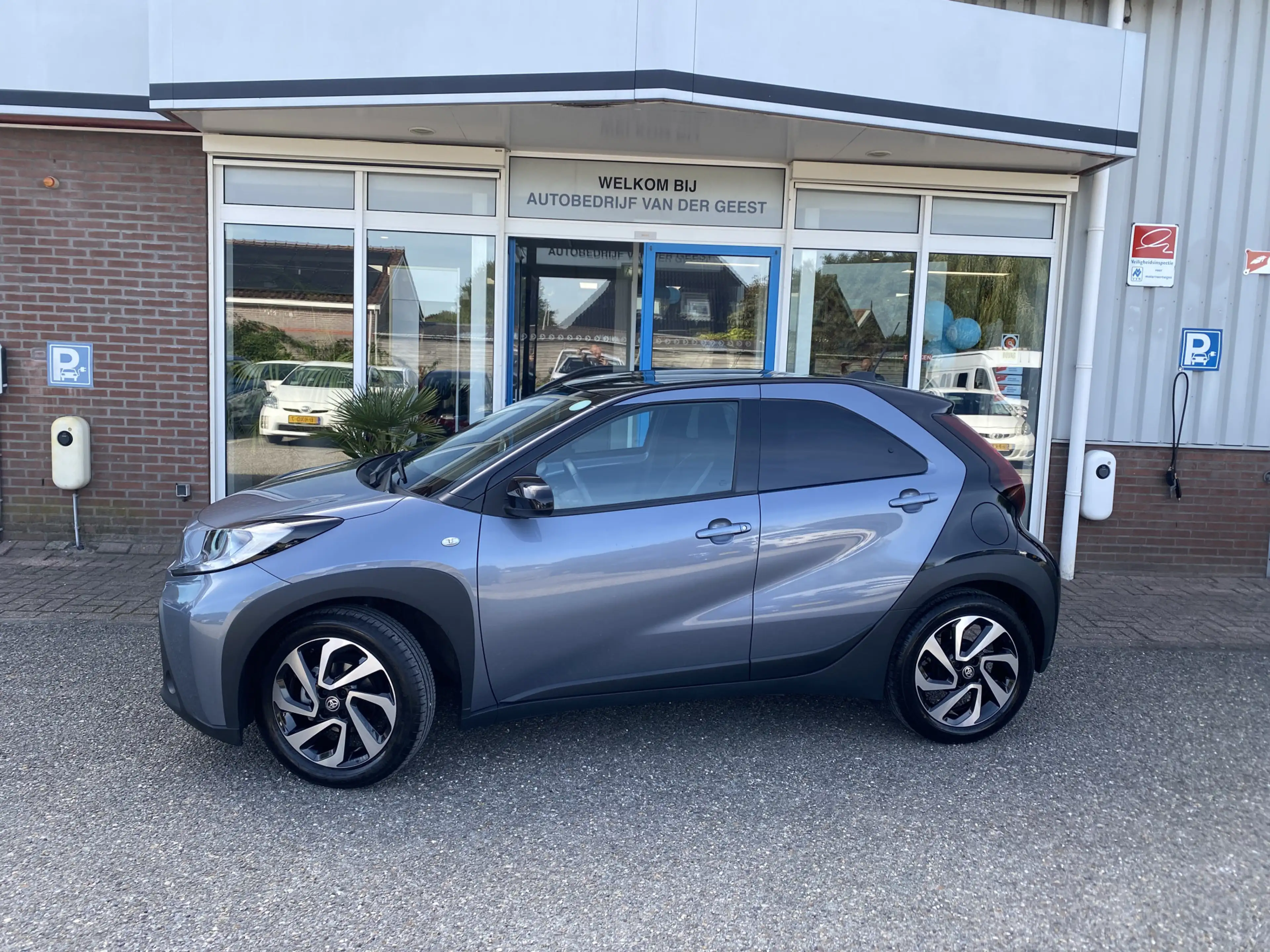 Toyota Aygo X 1.0 VVT-i MT Team D Bi Tone Apple Carplay Android