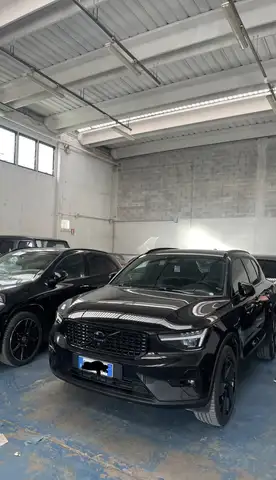 Volvo XC40 XC40 B3 automatico Ultra black Edition