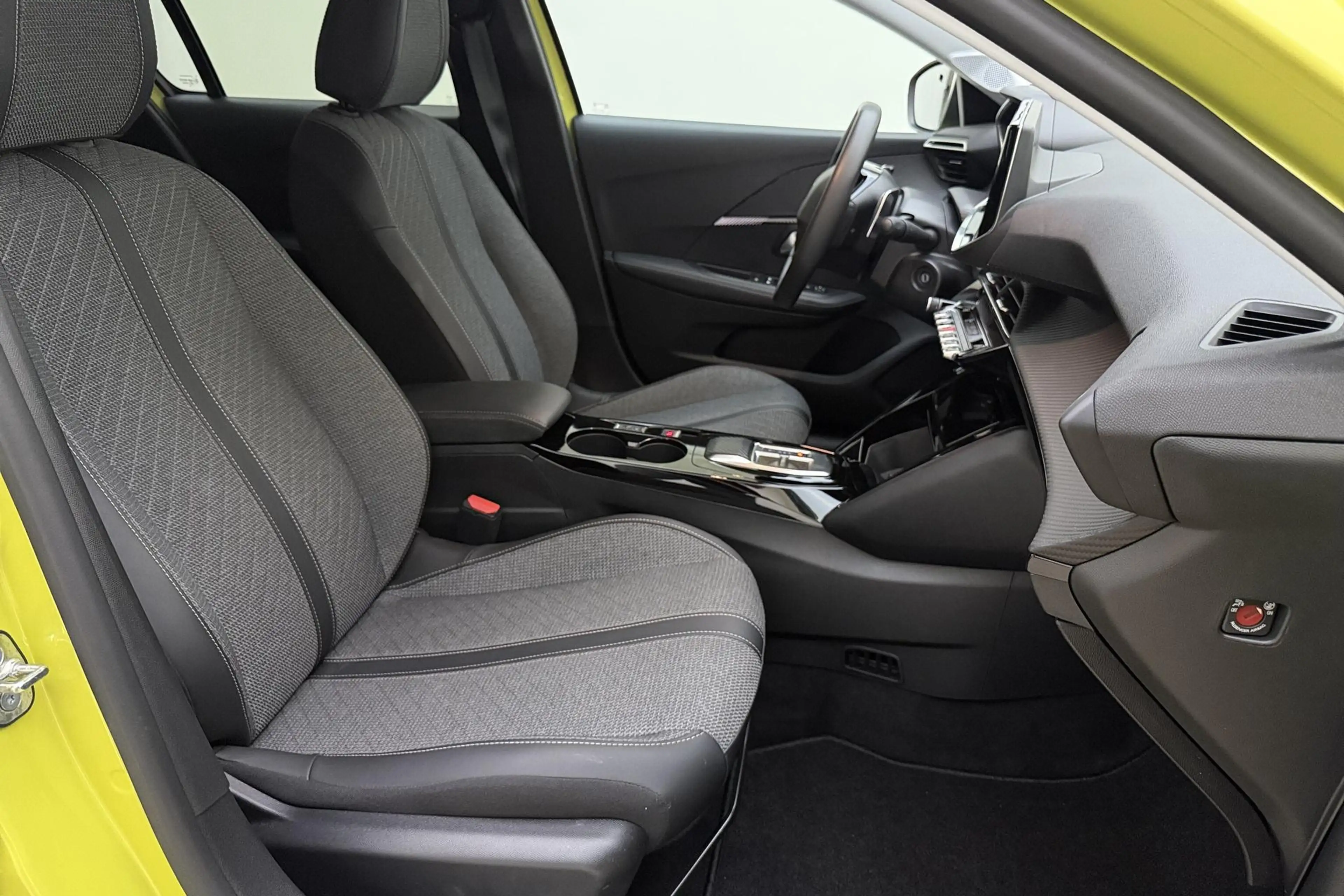 Peugeot 208 1.2 Hybrid 110 e-DCS6 Allure | Lichtmetalen velgen — photo 7
