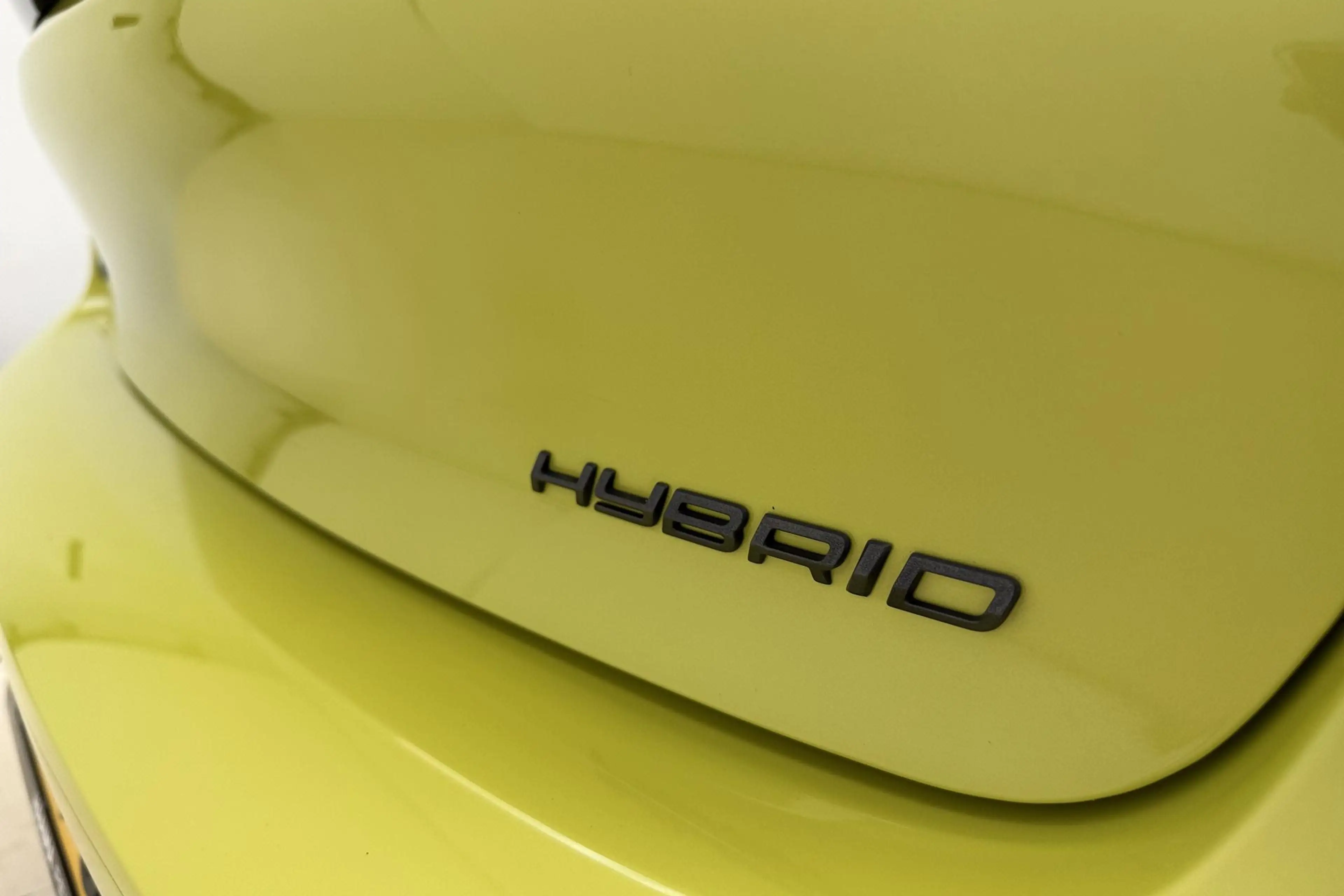 Peugeot 208 1.2 Hybrid 110 e-DCS6 Allure | Lichtmetalen velgen — photo 14