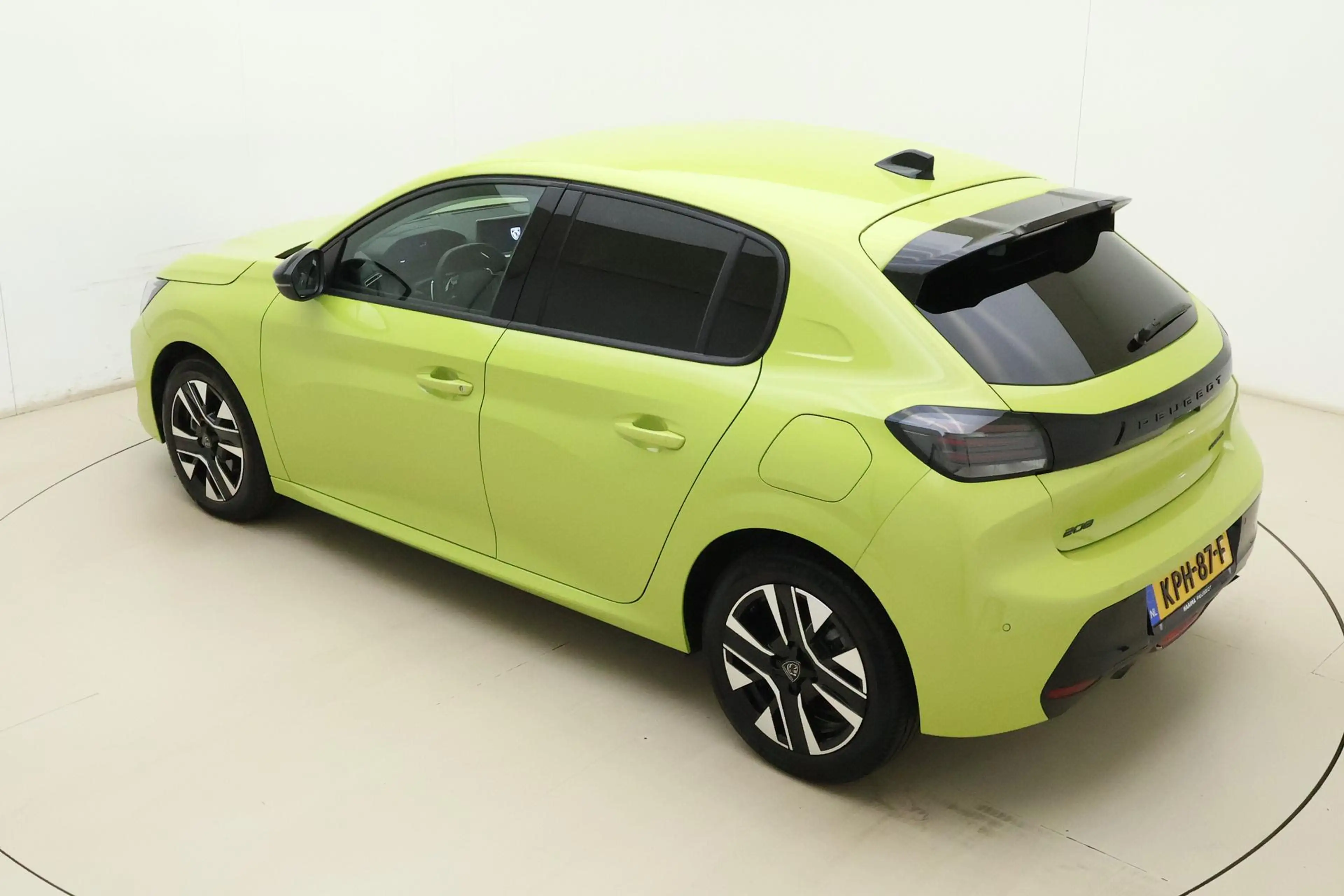 Peugeot 208 1.2 Hybrid 110 e-DCS6 Allure | Lichtmetalen velgen — photo 4