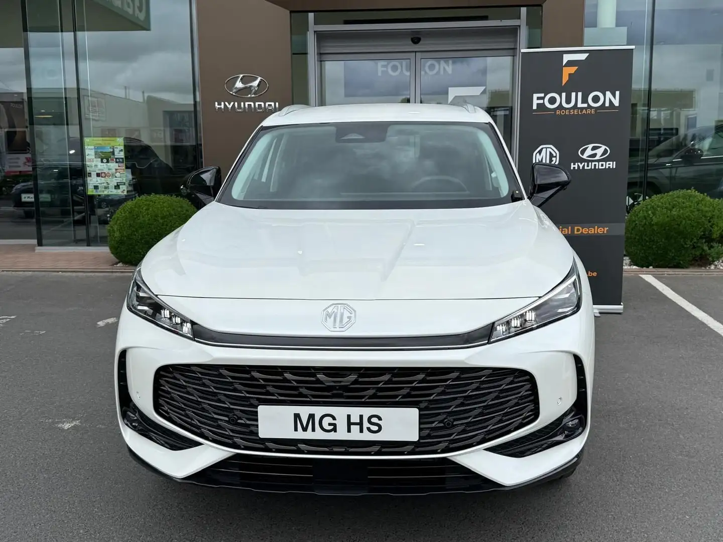 MG HS 1.5T Hybrid+ Luxury | STOCK Bianco - 2