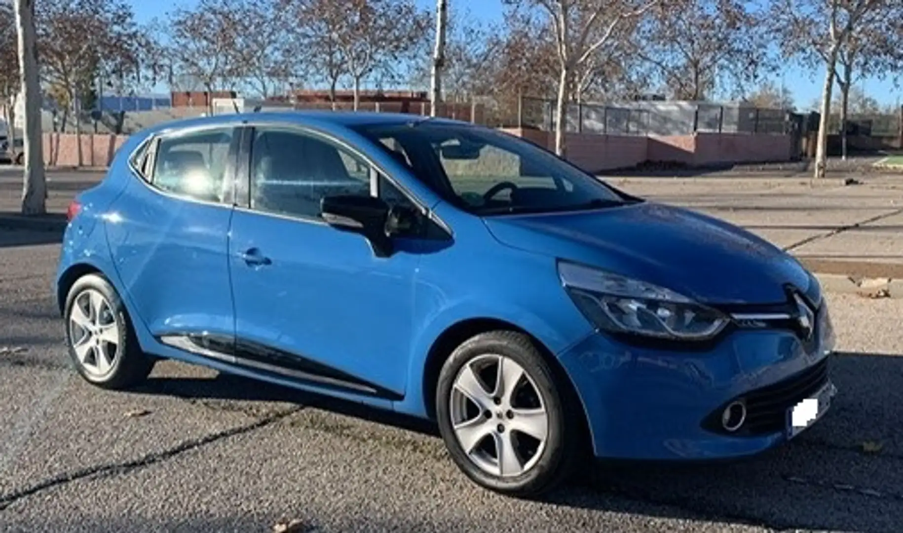 Renault Clio ST TCe eco2 S&S Energy Expression Azul - 2