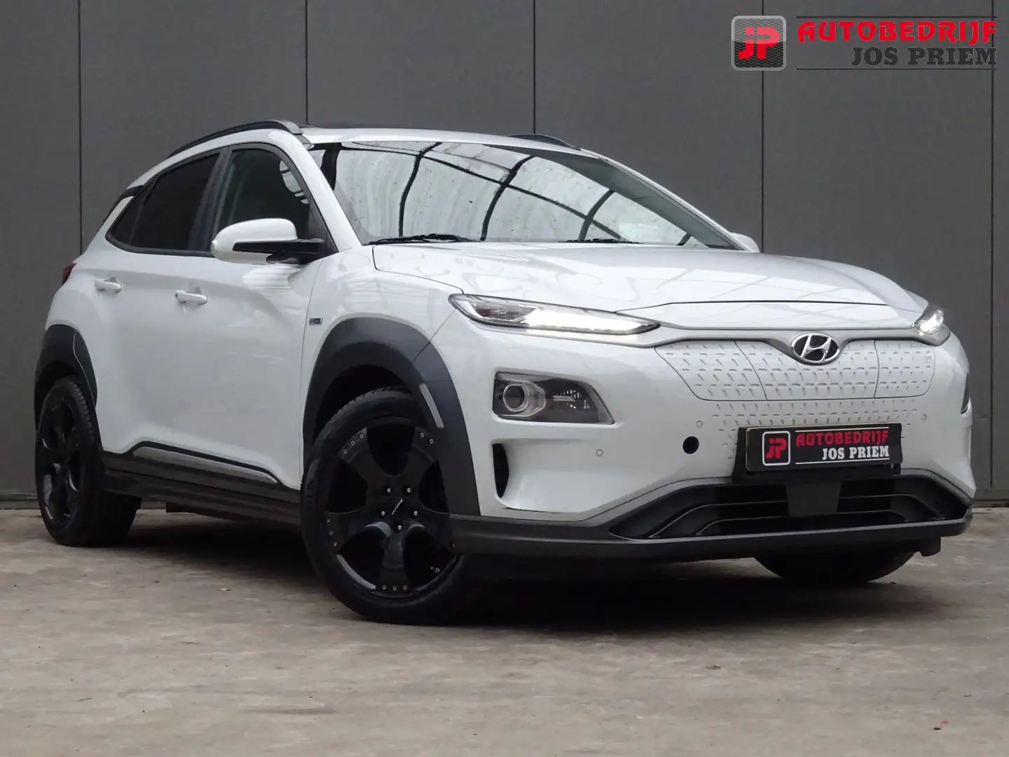 Hyundai KONA EV Premium 64 kWh * CARPLAY * WARMTEPOMP !! Wit - 2