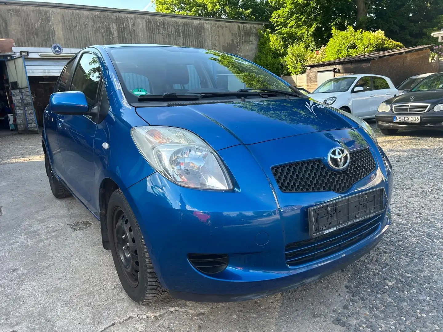 Toyota Yaris 1.3 Sol*Klima Bleu - 1